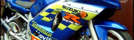 Suzuki GSXR600 Race Replicas