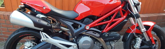 Ducati Monster 696
